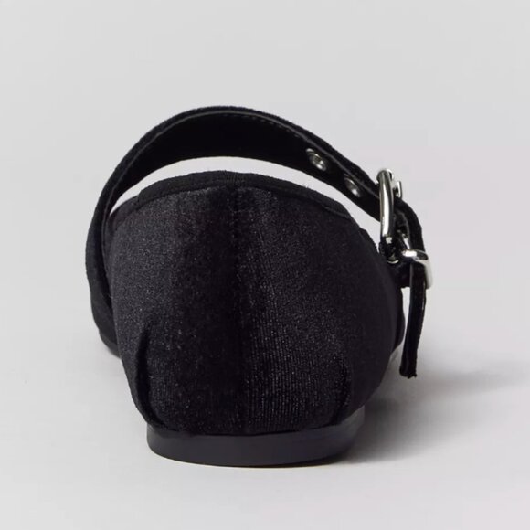 UO Sammy Grommet Strap Ballet Flat - Picture 5 of 11